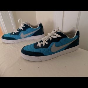 Nike Tiempo Trainers size 13, like new
